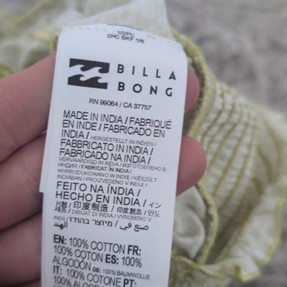 Billabong floral short bubble sleeve smocked spring air crop top - Picture 8 of 8